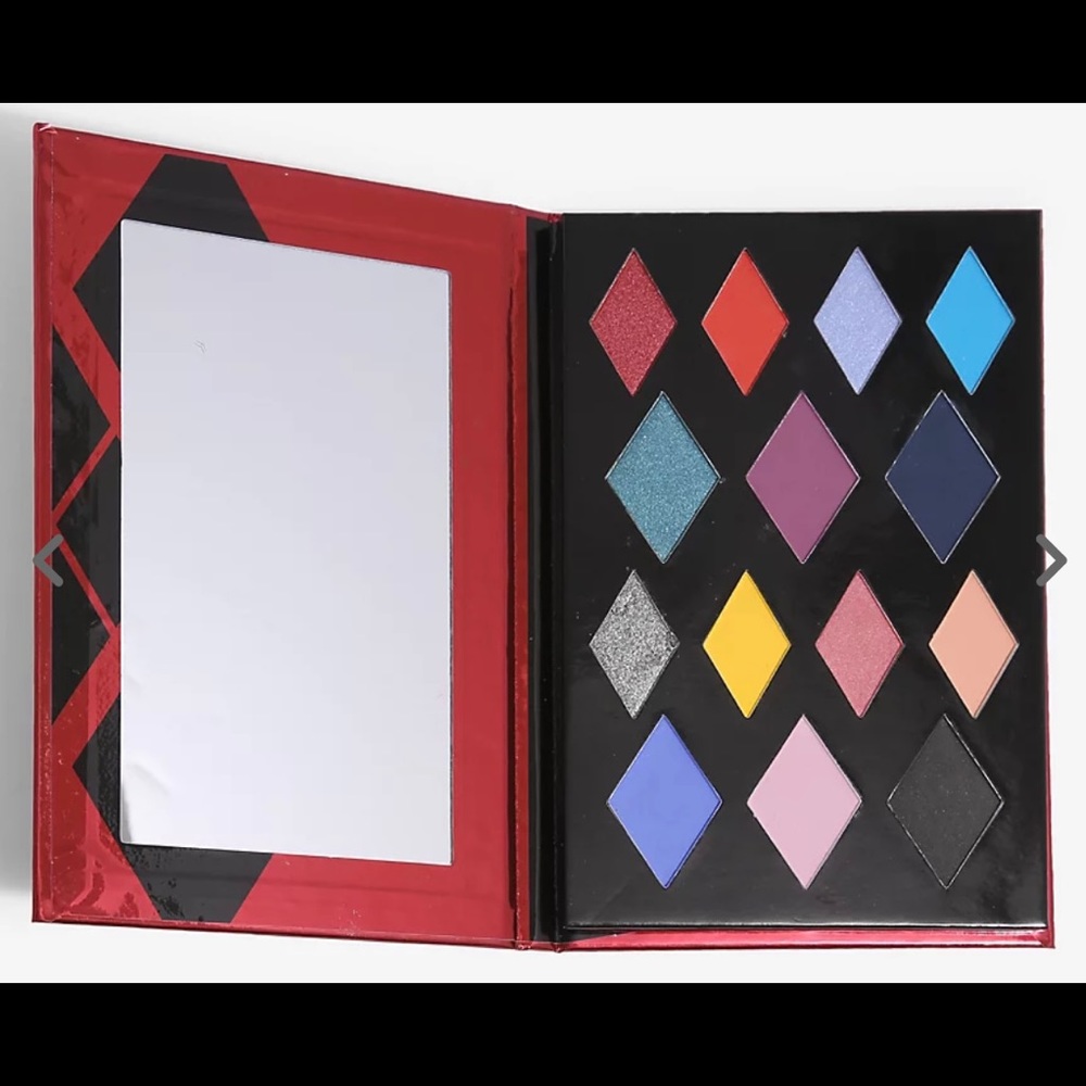 Suicide squad eyeshadow palette